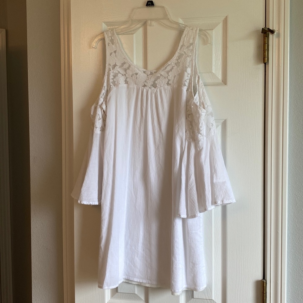 White bohemian dress
